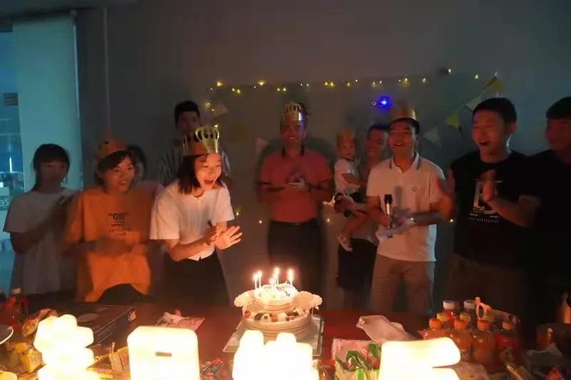 Reeman Robot Mid-Autumn Festival party&Septembrová narodeninová párty