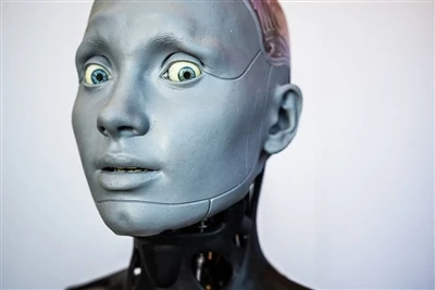 Prvá tlačová konferencia vedená robotom Spojte sa s doručovacím robotom